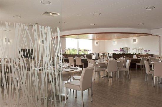 Novotel Cafe